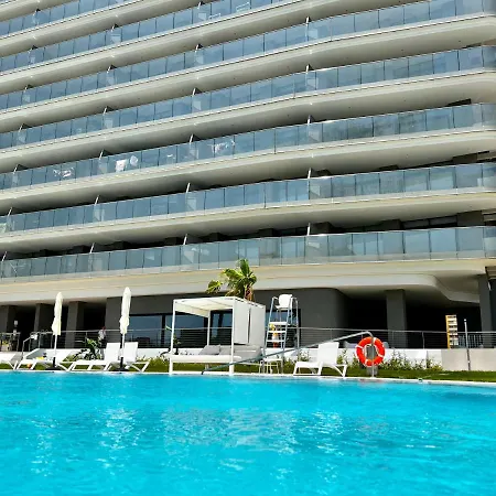 Luxury With Stunning Sea Views In Sunset Cliff Apartment *