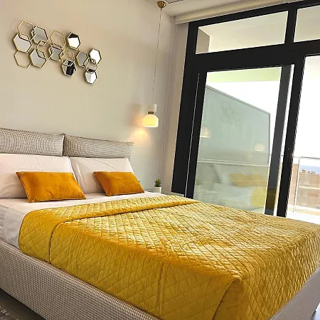 Apartment Luxury With Stunning Sea Views In Sunset Cliff Benidorm