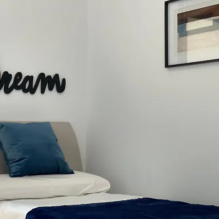 Luxury With Stunning Sea Views In Sunset Cliff Apartment Benidorm
