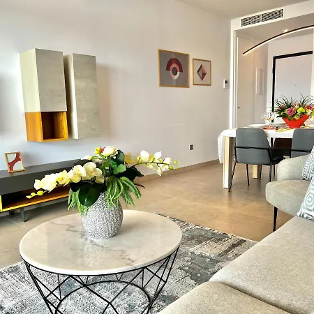 Luxury With Stunning Sea Views In Sunset Cliff Appartement