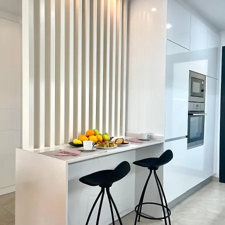 Luxury With Stunning Sea Views In Sunset Cliff Appartement *